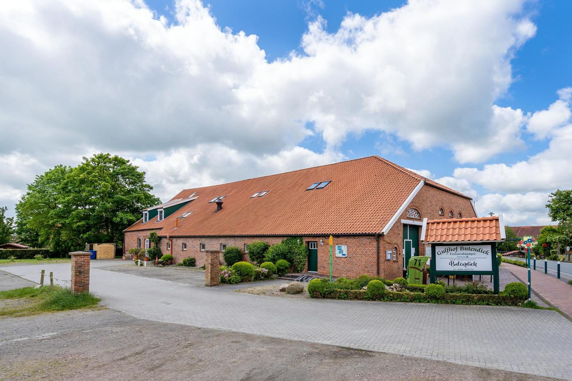 Gulfhof Butendiek - Groot Stuuv Apartment Neuharlingersiel Exterior photo